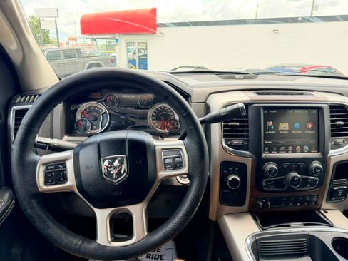 Used 2017 RAM 3500 Laramie w/ Convenience Group AWD/4WD image 21
