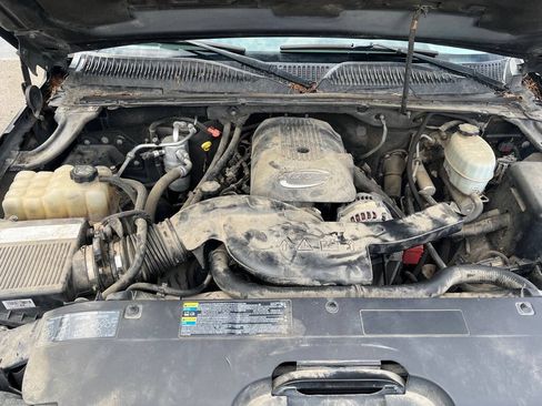 Used 2005 Chevrolet Avalanche Z71 w/ Sun And Sound Package AWD/4WD image 42