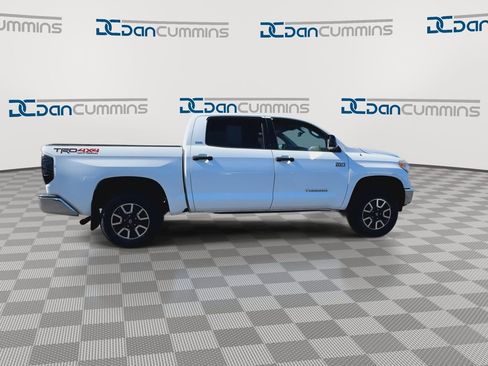 Used 2016 Toyota Tundra SR5 w/ TRD Off Road Package AWD/4WD image 9