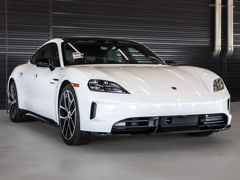 New 2026 Porsche Taycan RWD image 8
