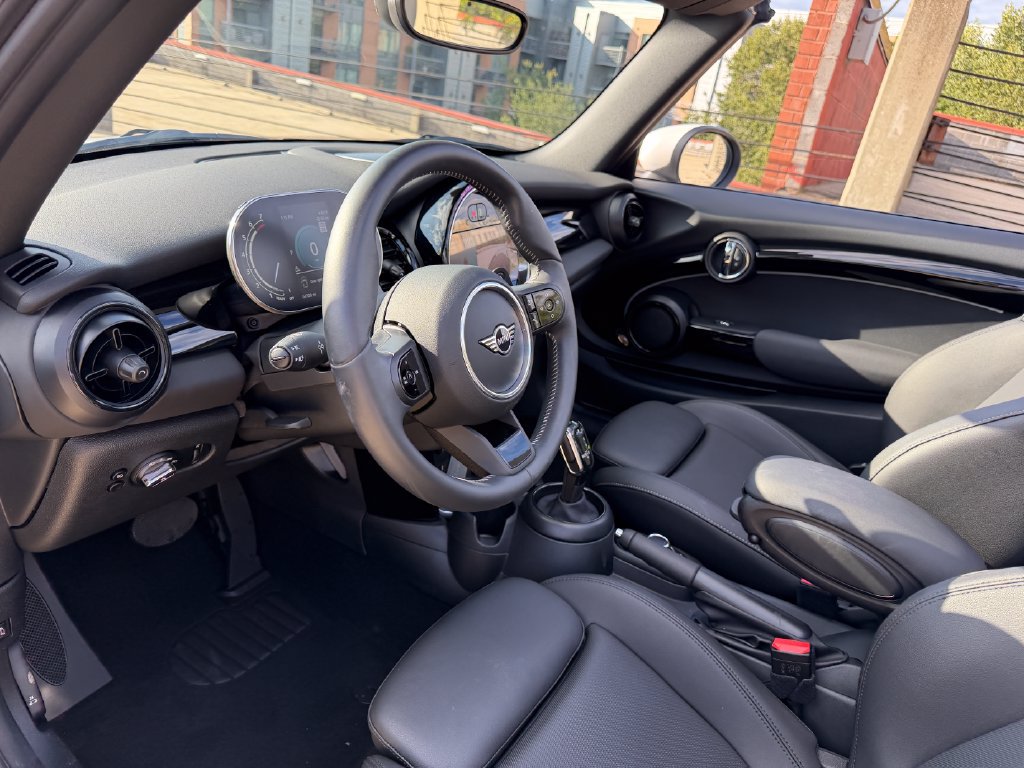 Used 2024 MINI Cooper S FWD image 9