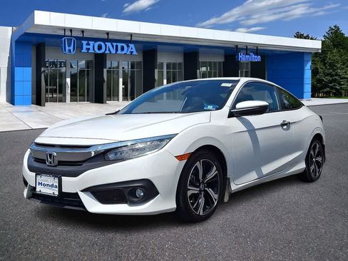 Certified 2017 Honda Civic Touring image 1