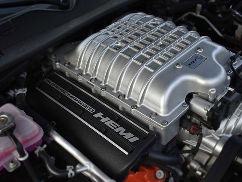 Used 2023 Dodge Challenger SRT Hellcat RWD image 31