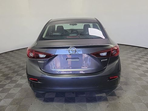 Used 2018 MAZDA MAZDA3 Touring FWD image 5