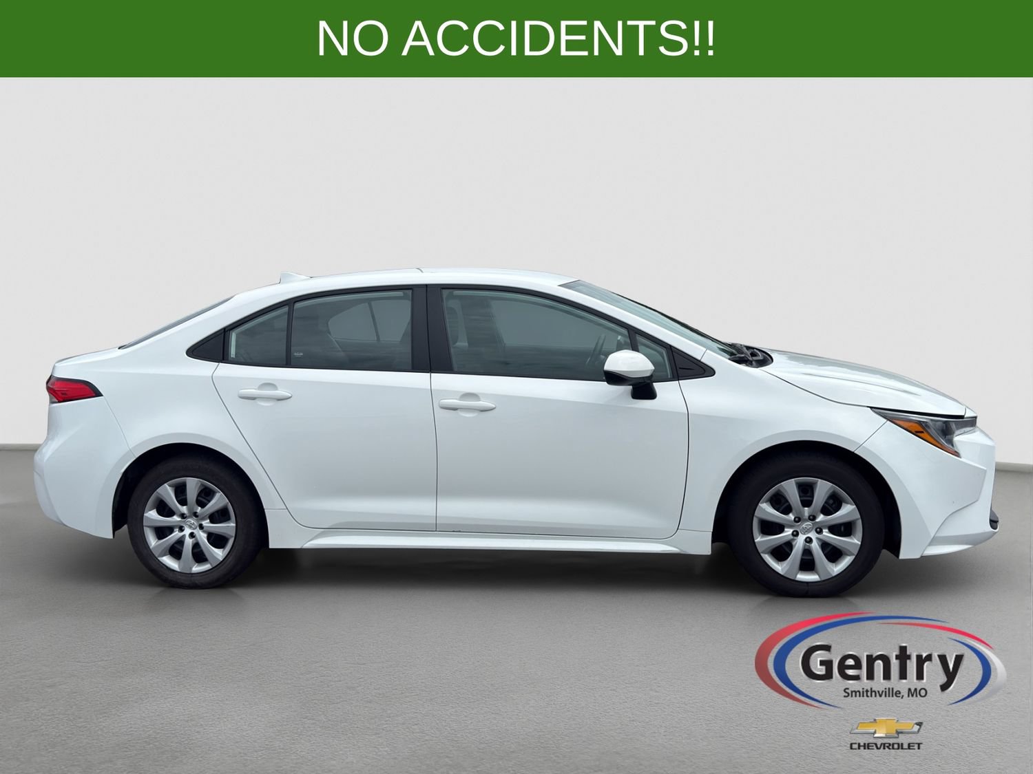 Used 2024 Toyota Corolla LE FWD image 7