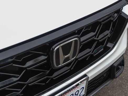 Used 2025 Honda CR-V Sport-L image 17