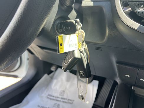 Used 2023 Toyota Camry LE FWD image 37