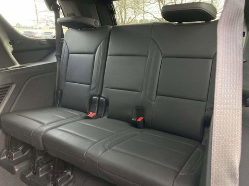 Used 2023 Chevrolet Tahoe Z71 w/ Luxury Package image 10