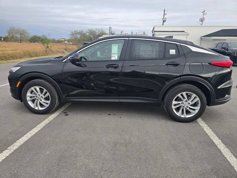 New 2026 Buick Envista Sport Touring w/ Convenience I Package FWD image 8