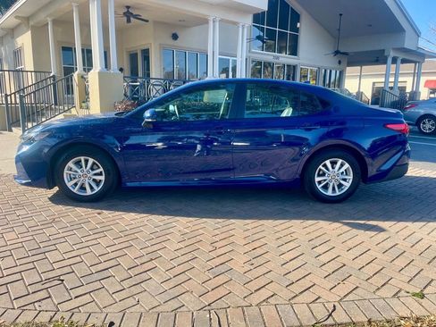 Used 2026 Toyota Camry LE image 2