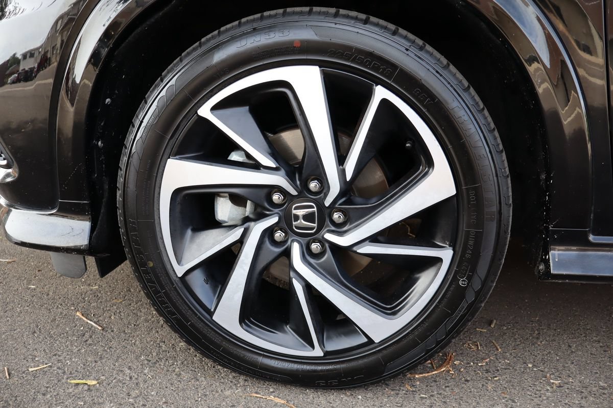 Used 2019 Honda HR-V Sport image 40