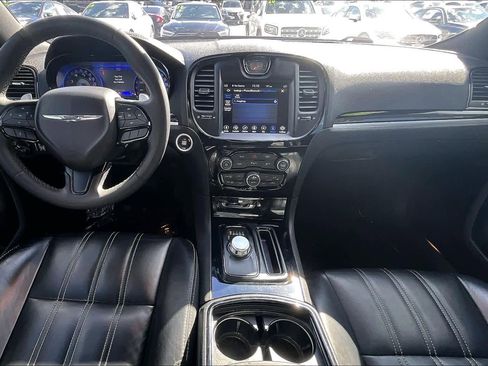 Used 2023 Chrysler 300 S image 15