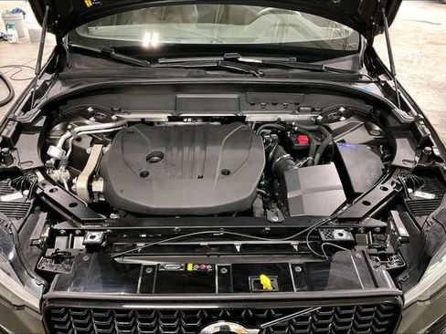 Certified 2024 Volvo XC60 B5 Plus w/ Protection Package Premier AWD/4WD image 13