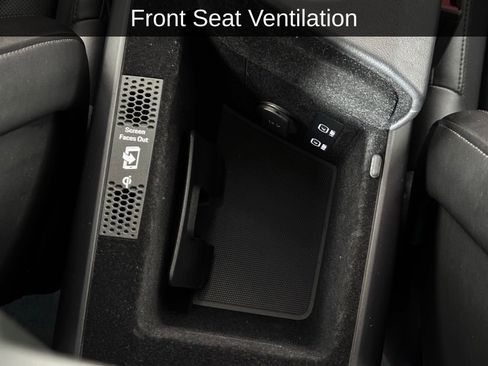 Used 2020 Porsche Taycan 4S w/ Premium Package image 13