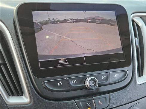 Used 2022 Chevrolet Malibu RS image 12