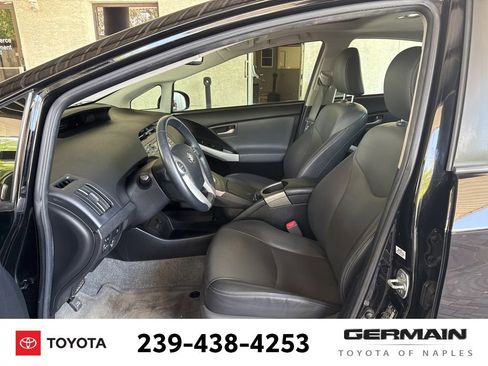 Used 2013 Toyota Prius Four w/ Deluxe Solar Roof Pkg FWD image 15