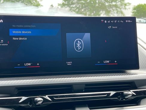 Certified 2023 BMW XM AWD/4WD image 40