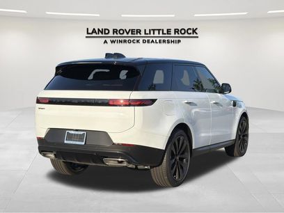Used 2025 Land Rover Range Rover Sport SE