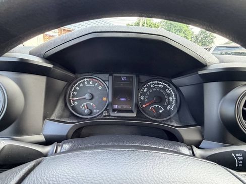 Used 2019 Toyota Tacoma SR RWD image 17