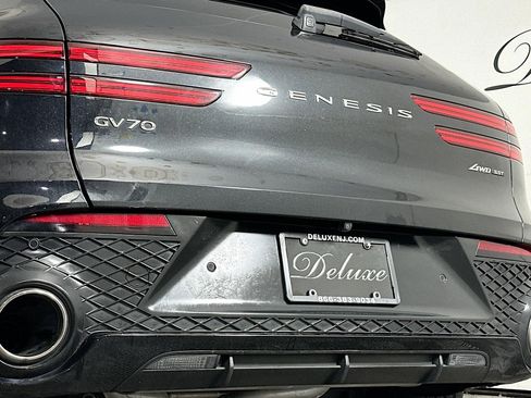 Used 2023 Genesis GV70 3.5T Sport w/ Sport Prestige Package image 27