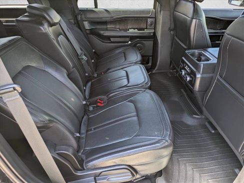 Used 2019 Ford Expedition Limited w/ Equipment Group 301A AWD/4WD image 19