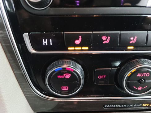 Used 2017 Volkswagen Passat 1.8T SE image 20