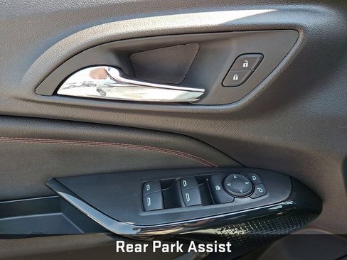 Used 2025 Chevrolet Trax RS w/ Driver Confidence Package FWD image 15