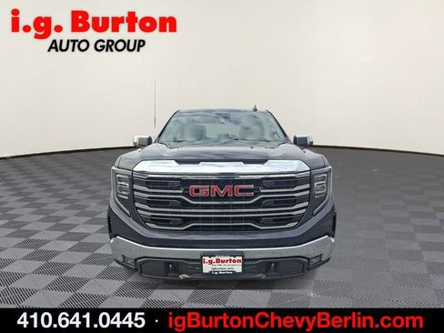Certified 2024 GMC Sierra 1500 SLT image 2