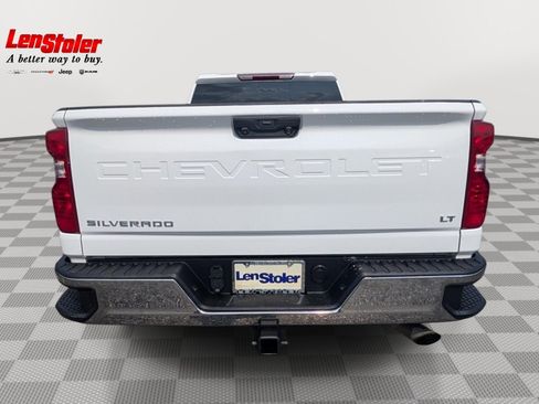 Used 2025 Chevrolet Silverado 2500 LT w/ Convenience Package AWD/4WD image 4