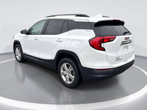 Used 2020 GMC Terrain SLE w/ Driver Convenience Package FWD image 6