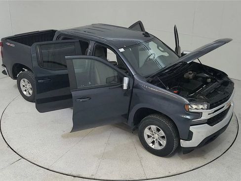 Used 2021 Chevrolet Silverado 1500 LT image 47