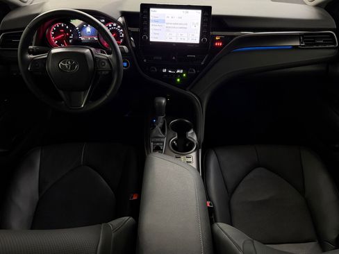 Used 2024 Toyota Camry XSE image 16