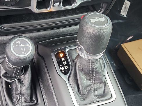 New 2025 Jeep Wrangler Sport S image 10