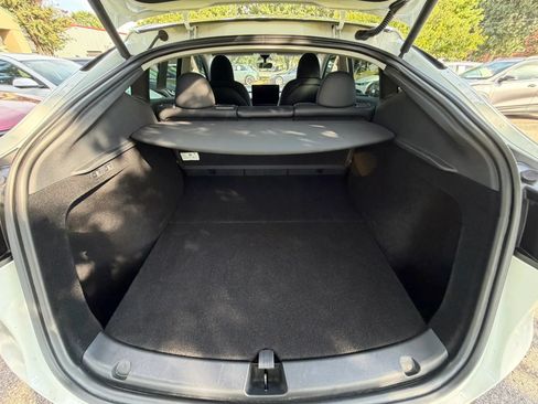 Used 2023 Tesla Model Y AWD image 18