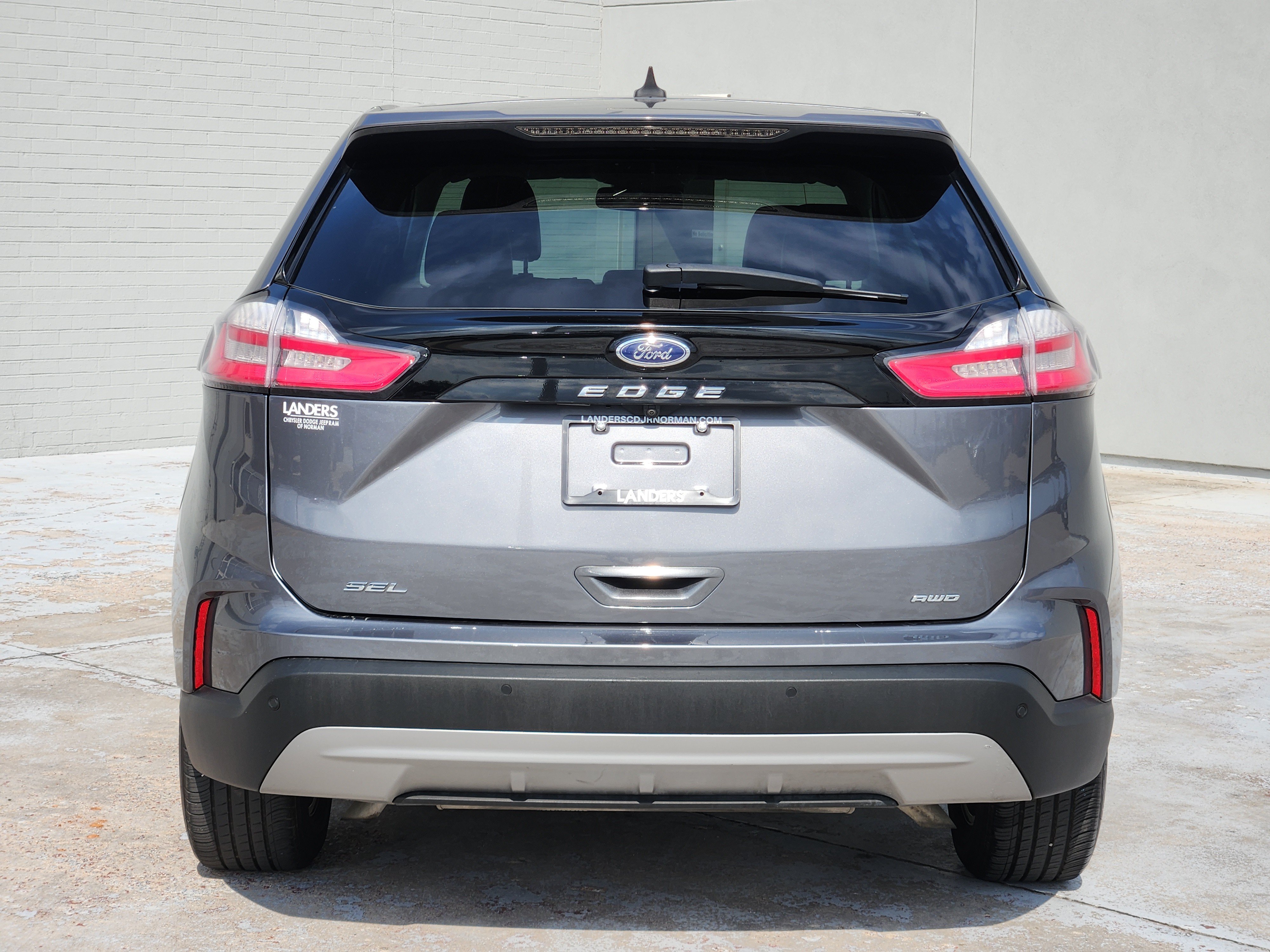 Used 2024 Ford Edge SEL AWD/4WD image 7