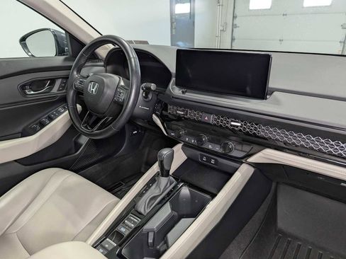 Used 2024 Honda Accord EX-L image 42