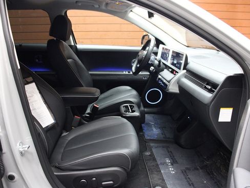 Used 2023 Hyundai Ioniq 5 Limited w/ Cargo Package image 31