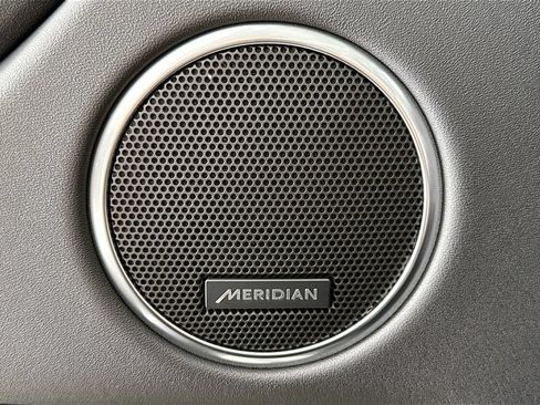 Used 2025 Land Rover Discovery Sport S AWD/4WD image 21