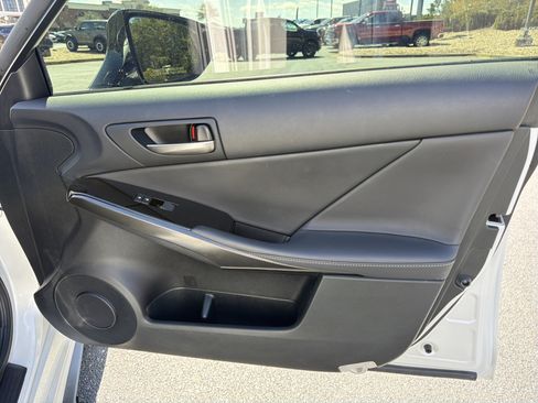 Used 2022 Lexus IS 300 AWD w/ Comfort Package image 14