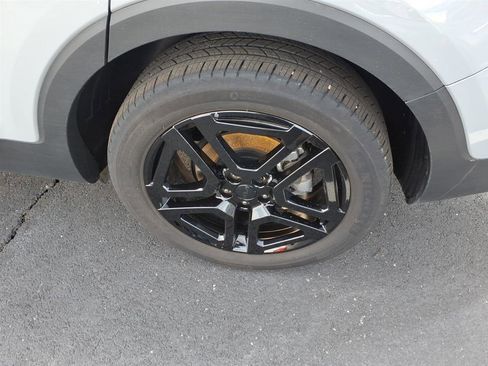 Used 2025 Kia Telluride SX X-Line image 8