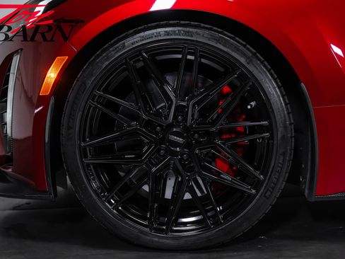 Used 2023 Cadillac CT5 V Blackwing w/ Carbon Fiber Package 2 RWD image 17