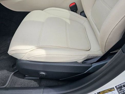 New 2025 Mercedes-Benz C 300 4MATIC Sedan image 18