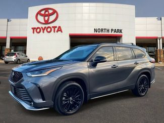 Certified 2025 Toyota Highlander XSE AWD/4WD video 1