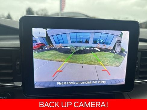 Certified 2023 Ford Explorer XLT w/ Equipment Group 202A image 3