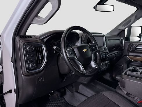 Used 2023 Chevrolet Silverado 2500 LT AWD/4WD image 9
