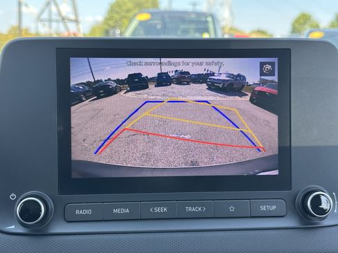 Used 2022 Hyundai Kona SE w/ Cargo Package FWD image 26