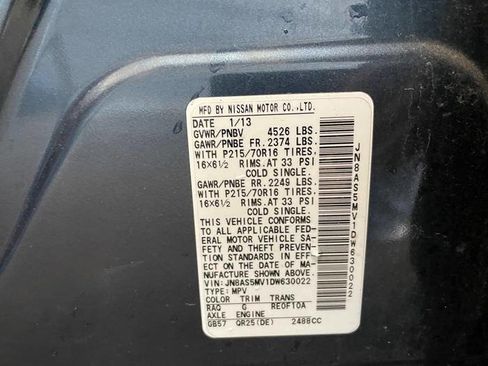 Used 2013 Nissan Rogue S image 41