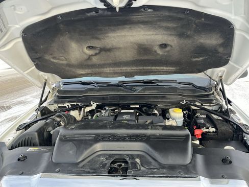 Used 2022 RAM 3500 Tradesman w/ Chrome Appearance Group image 27