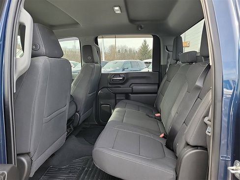 Used 2022 Chevrolet Silverado 2500 LT w/ Convenience Package image 11