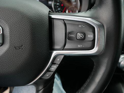 Used 2023 RAM 1500 Laramie AWD/4WD image 29